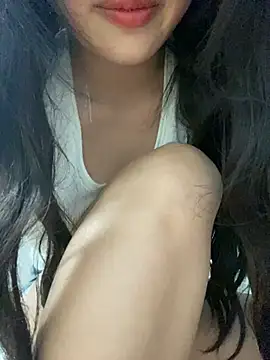 Snapshot of xixitutu1 chatting on 12-10-24, 02:17 xixitutu1 online show from 12-10-24, 02:17