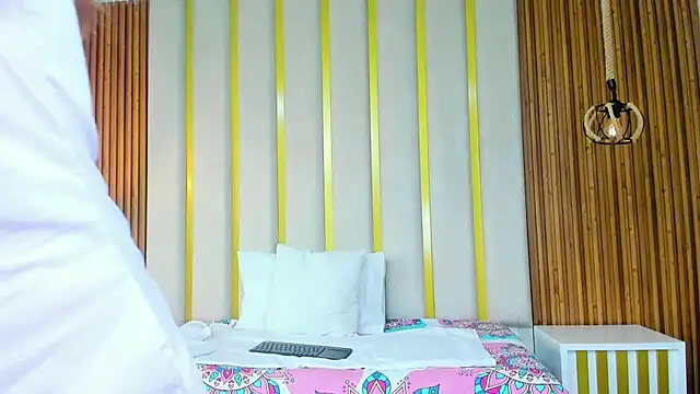 love mommy online show from 01-10-26, 08:15