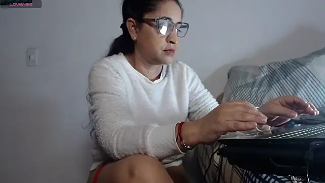 Yaya    11 online show from 02-23-26, 09:26