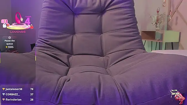 SophieHarris  online show from 03-11-25, 10:42