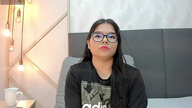 SophieHarris  online show from 03-21-26, 06:23