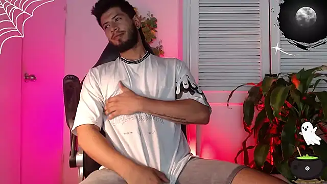 Colby brown03 online show from 10-13-25, 08:21