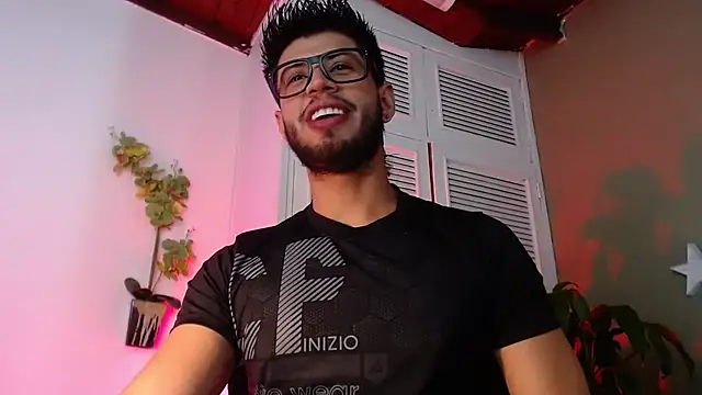 Colby brown03 online show from 11-07-25, 06:34