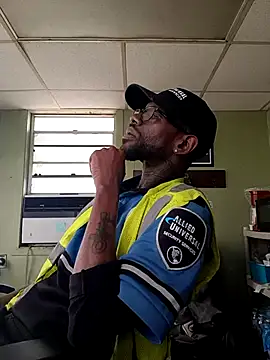 Snapshot of Txdarkmeat74 chatting on 02-09-26, 06:50 Txdarkmeat74 online show from 02-09-26, 06:50