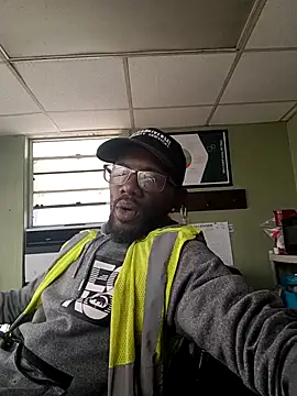 Snapshot of Txdarkmeat74 chatting on 02-25-26, 06:19 Txdarkmeat74 online show from 02-25-26, 06:19