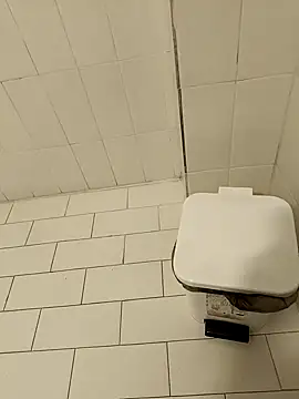 Kalia Cross online show from 09-22-25, 08:09