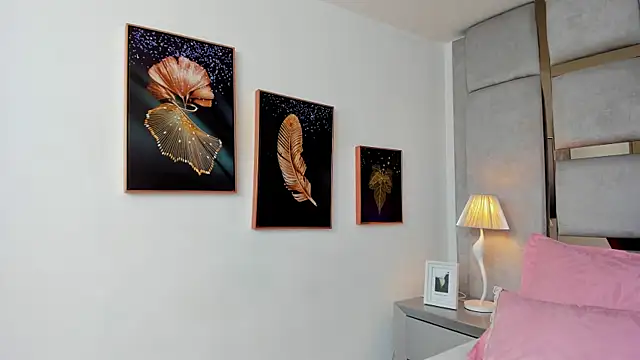 AmbarJensen online show from 11-04-25, 12:20