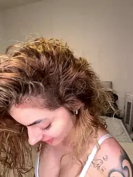 annieesweett online show from 06-12-26, 06:49