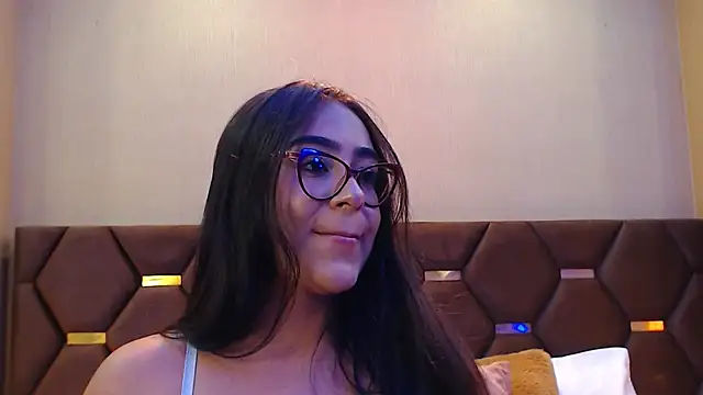 Snapshot of DevonPiers chatting on 02-06-25, 03:41 DevonPiers online show from 02-06-25, 03:41