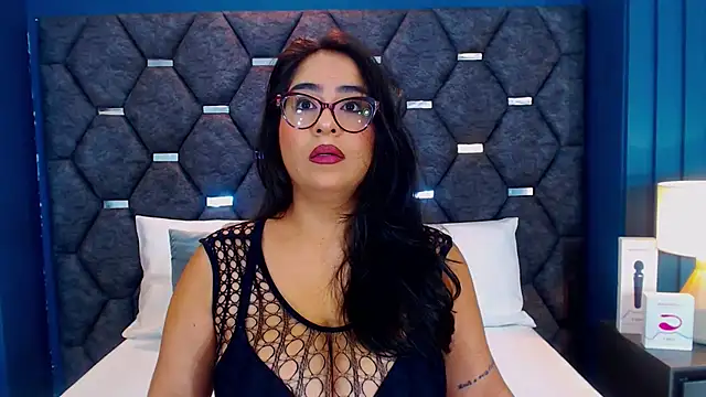 Snapshot of DevonPiers chatting on 11-20-25, 02:29 DevonPiers online show from 11-20-25, 02:29