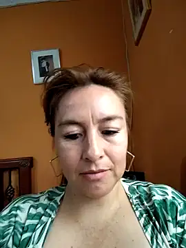 Snapshot of sussy_185 chatting on 01-14-25, 01:26 sussy 185 online show from 01-14-25, 01:26