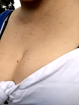 Snapshot of sussy_185 chatting on 02-23-25, 10:31 sussy 185 online show from 02-23-25, 10:31