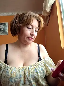 Snapshot of sussy_185 chatting on 03-14-25, 07:23 sussy 185 online show from 03-14-25, 07:23