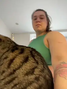 SuzieMurray online show from 04-15-26, 09:15