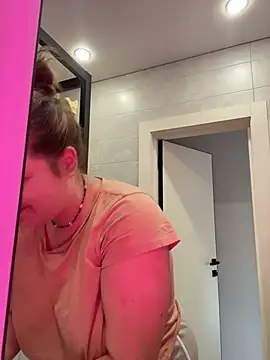 SuzieMurray online show from 11-16-25, 08:19