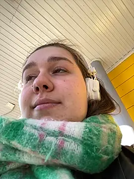 SuzieMurray online show from 03-22-25, 11:21