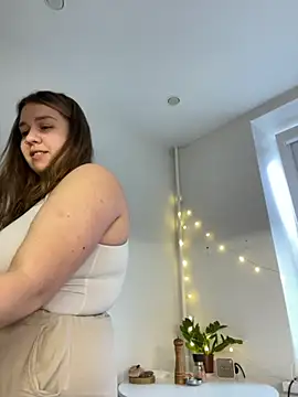 SuzieMurray online show from 11-08-25, 09:13