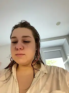 SuzieMurray online show from 10-04-25, 11:12