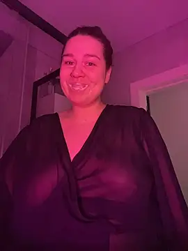 SuzieMurray online show from 12-20-25, 07:11