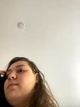 SuzieMurray online show from 10-19-25, 10:40