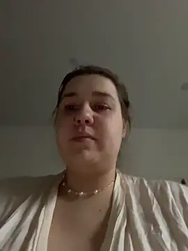 SuzieMurray online show from 11-11-25, 12:22