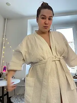 SuzieMurray online show from 02-13-26, 08:25