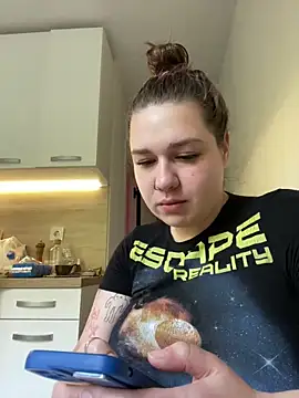 SuzieMurray online show from 10-01-25, 10:20