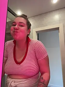 SuzieMurray online show from 02-06-26, 08:21