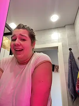 SuzieMurray online show from 10-18-25, 10:39