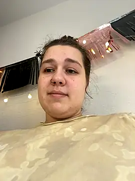 SuzieMurray online show from 10-29-25, 10:14