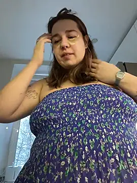 SuzieMurray online show from 11-09-25, 07:23