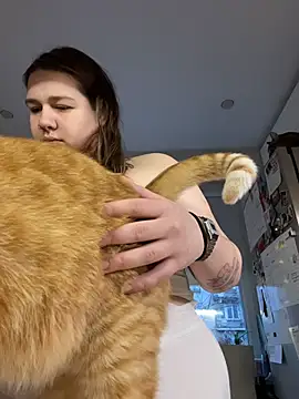 SuzieMurray online show from 11-30-25, 07:09