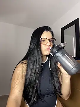 kimberlyhills1 online show from 10-30-25, 07:33