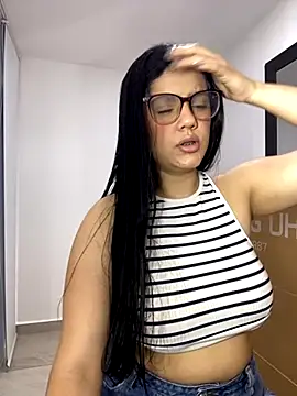 kimberlyhills1 online show from 11-13-25, 10:02