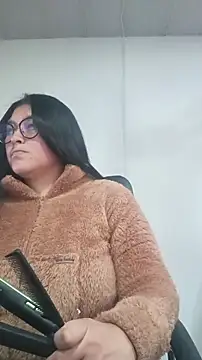 lorymoon online show from 12-20-25, 06:16