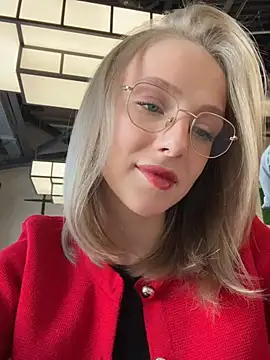 Snapshot of CaseyStar chatting on 02-21-25, 09:24 CaseyStar online show from 02-21-25, 09:24