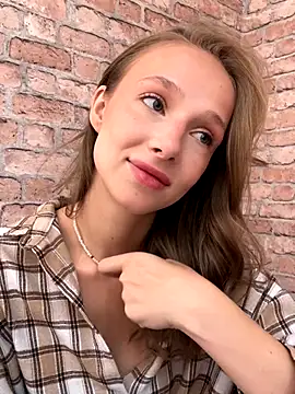 Snapshot of CaseyStar chatting on 09-28-25, 12:56 CaseyStar online show from 09-28-25, 12:56