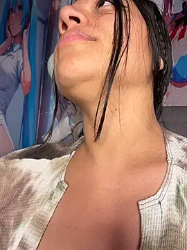 Im Little online show from 05-20-26, 03:25