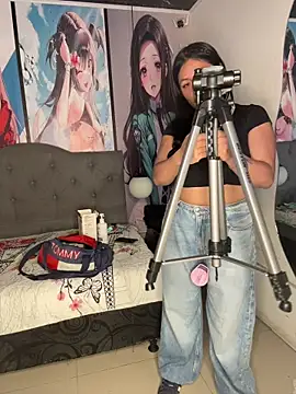Im Little online show from 06-06-26, 03:01