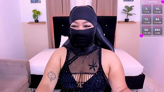 Snapshot of Kendra_Kait chatting on 10-09-25, 11:55 Kendra Kait online show from 10-09-25, 11:55