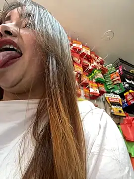 Tatiana O online show from 10-29-25, 04:06