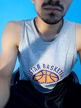 Snapshot of charlesss19 chatting on 03-20-25, 03:45 charlesss19 online show from 03-20-25, 03:45