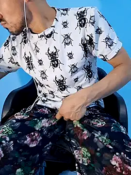 Snapshot of charlesss19 chatting on 03-20-25, 06:52 charlesss19 online show from 03-20-25, 06:52