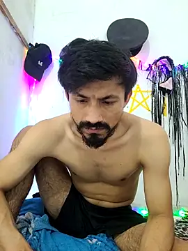 Snapshot of charlesss19 chatting on 02-08-25, 02:38 charlesss19 online show from 02-08-25, 02:38