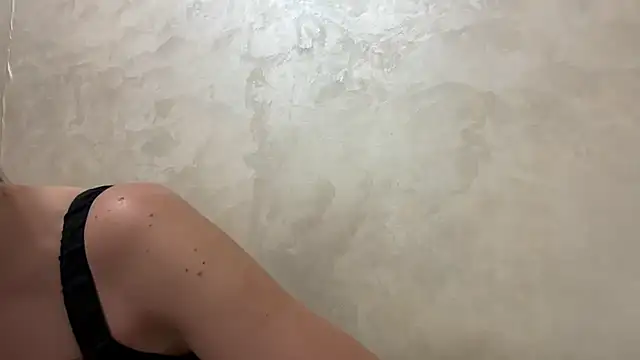 CaitlinaJayne23 online show from 11-03-25, 04:32