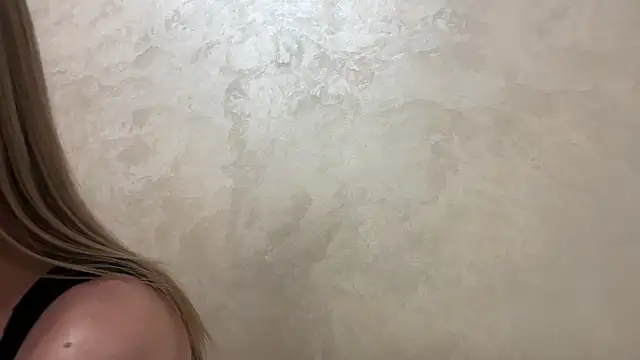 CaitlinaJayne23 online show from 02-26-26, 04:56