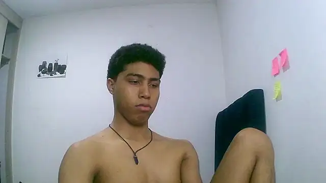 Snapshot of sexy_diamante_ chatting on 03-03-26, 01:56 sexy diamante online show from 03-03-26, 01:56