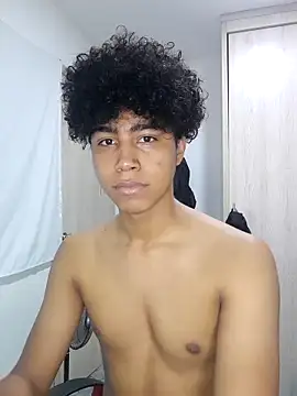 Snapshot of sexy_diamante_ chatting on 02-10-26, 08:02 sexy diamante online show from 02-10-26, 08:02