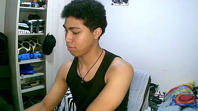 sexy diamante  online show from 03-17-26, 02:36