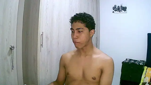 sexy diamante  online show from 03-10-26, 02:37